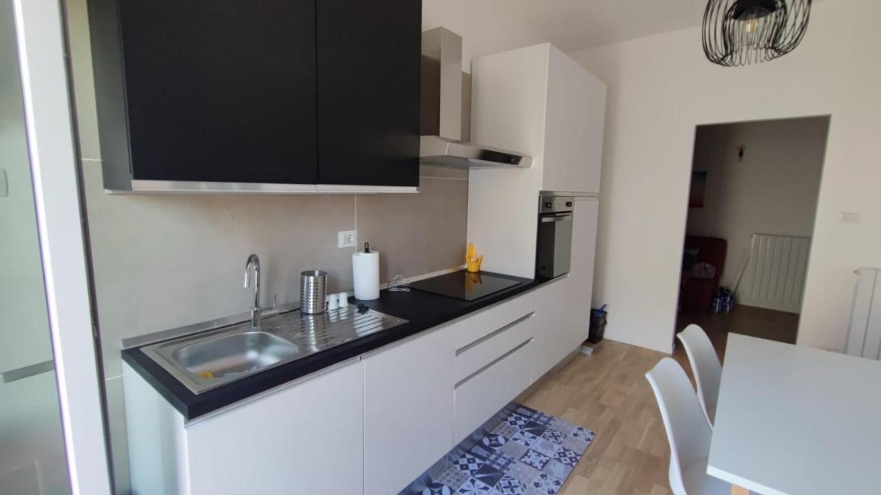 Dimora Rudiae Lecce Acomodação com café da manhã Exterior foto