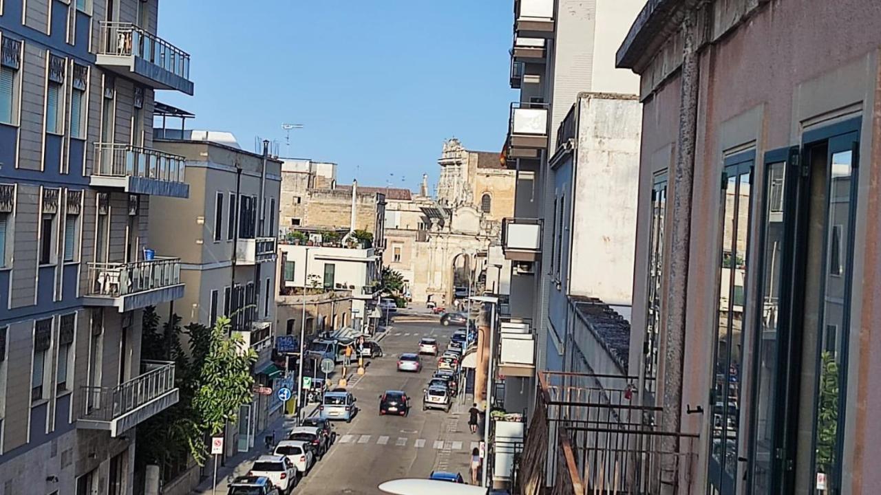 Dimora Rudiae Lecce Acomodação com café da manhã Exterior foto