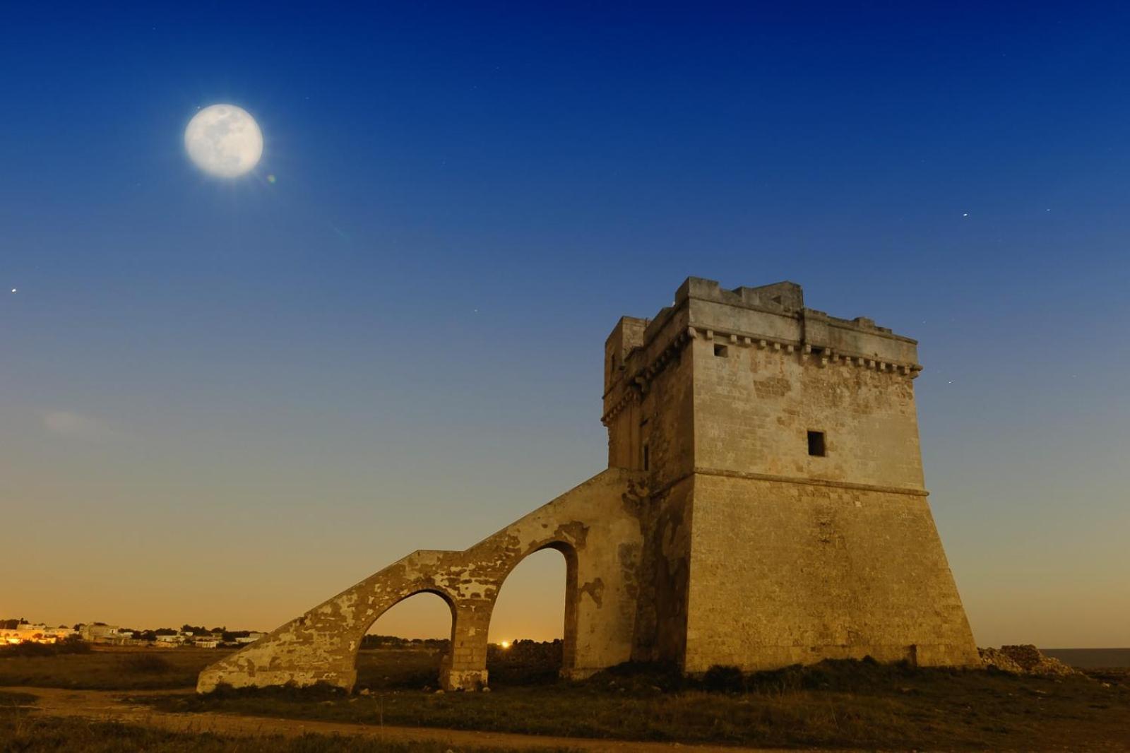 Dimora Rudiae Lecce Acomodação com café da manhã Exterior foto