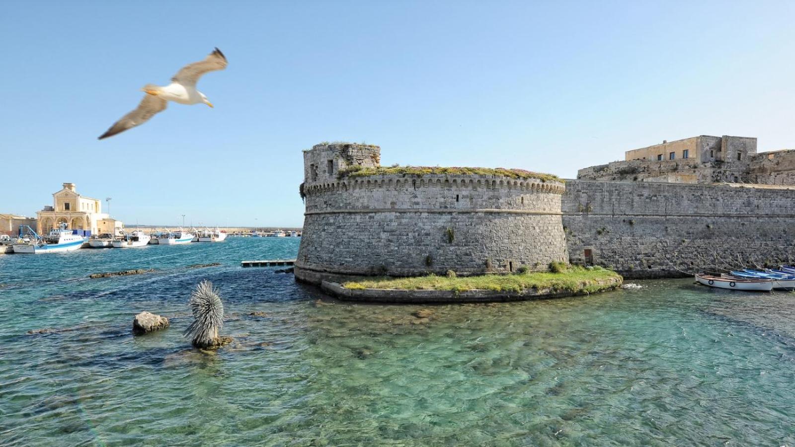 Dimora Rudiae Lecce Acomodação com café da manhã Exterior foto